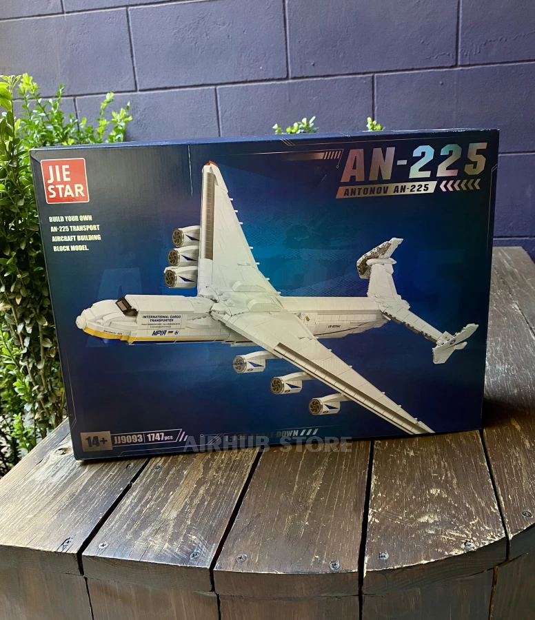 Construction set Antonov AN-225 Mriya small
