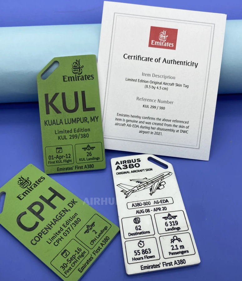 Emirates Airbus A380 Keychain