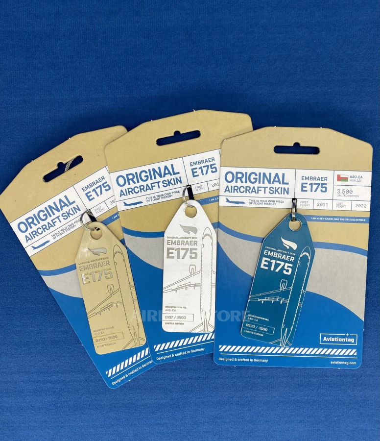 Keychain Embraer E175 A4O-EA