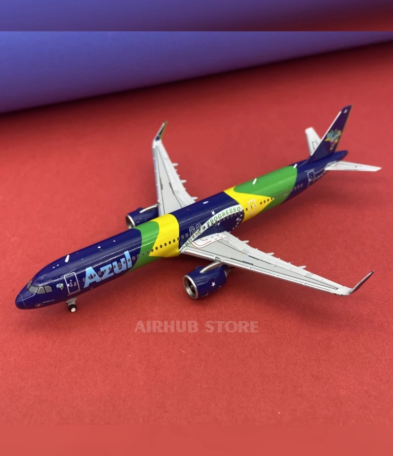 Aircraft Model Airbus A321 neo Azul Brazilian Airlines 1:400