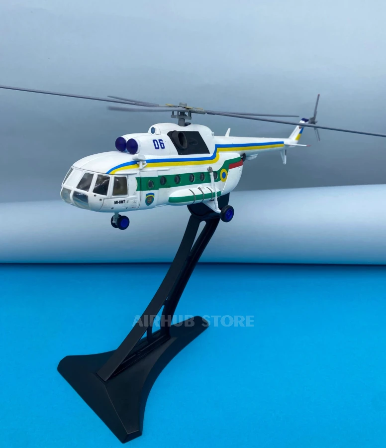 Модель вертолета Ми-8 Государственная пограничная служба Украины 1:72