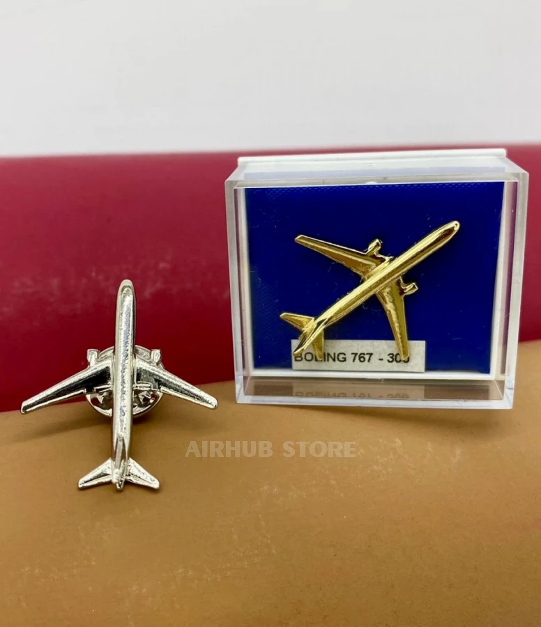 Boeing 767-300 Pin in box