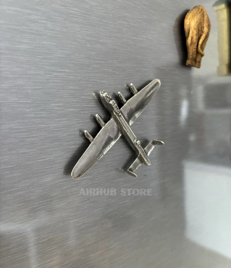 Avro Lancaster Magnet