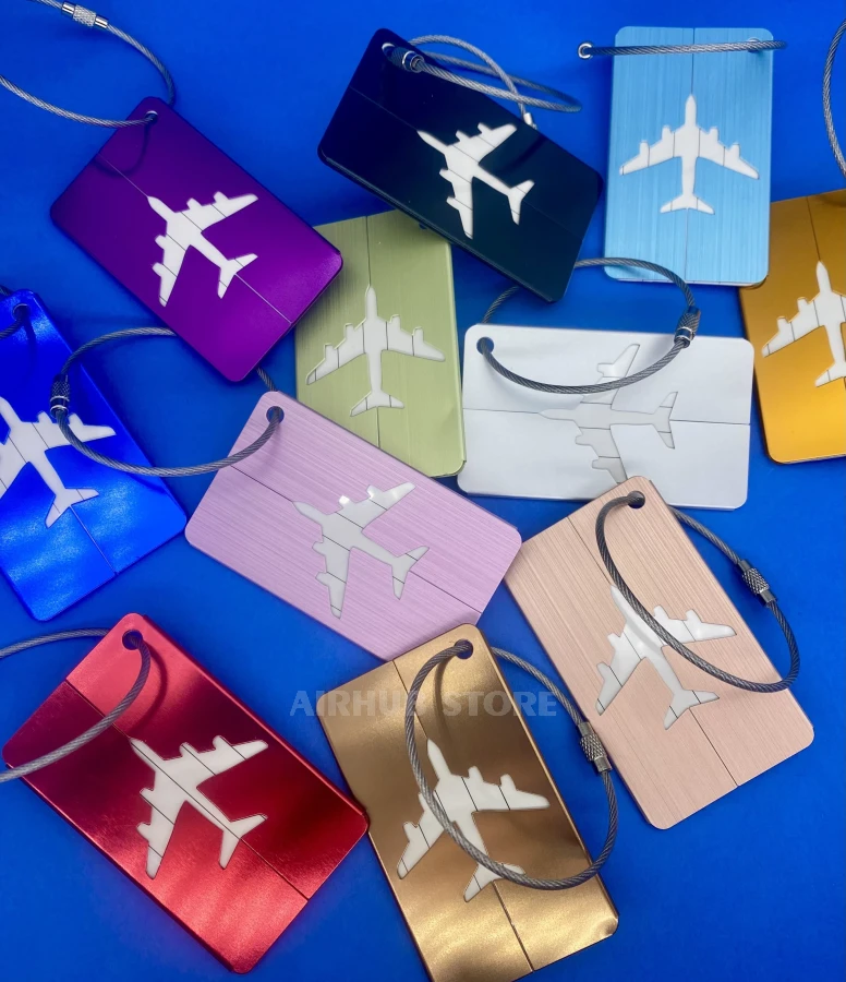 Luggage tag airplane