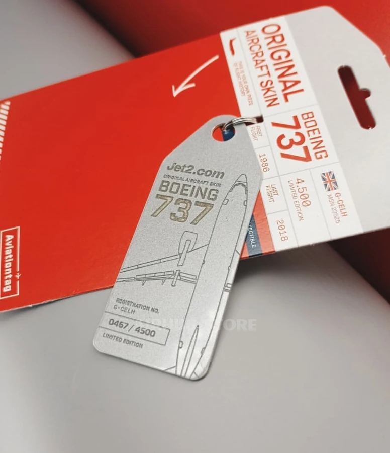 Boeing 737 Jet2.com Keychain