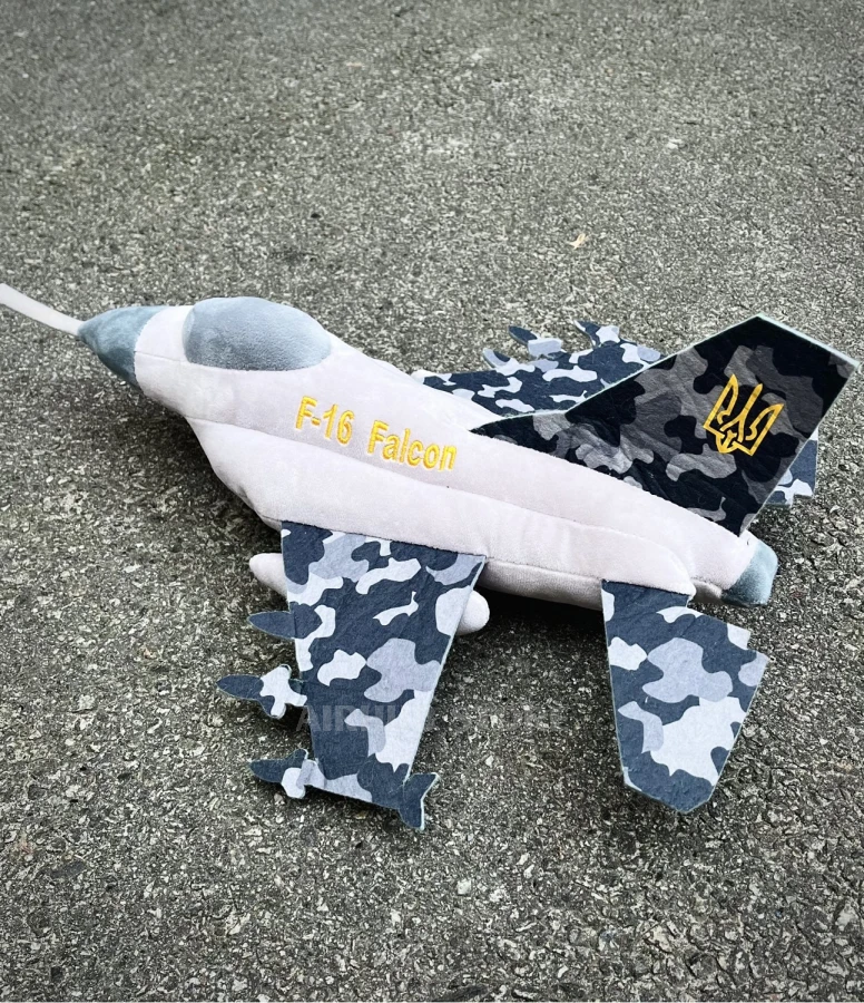 F-16 Fighting Falcon Toy