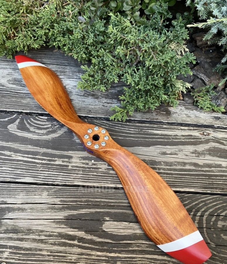 Decorative propellers red & white