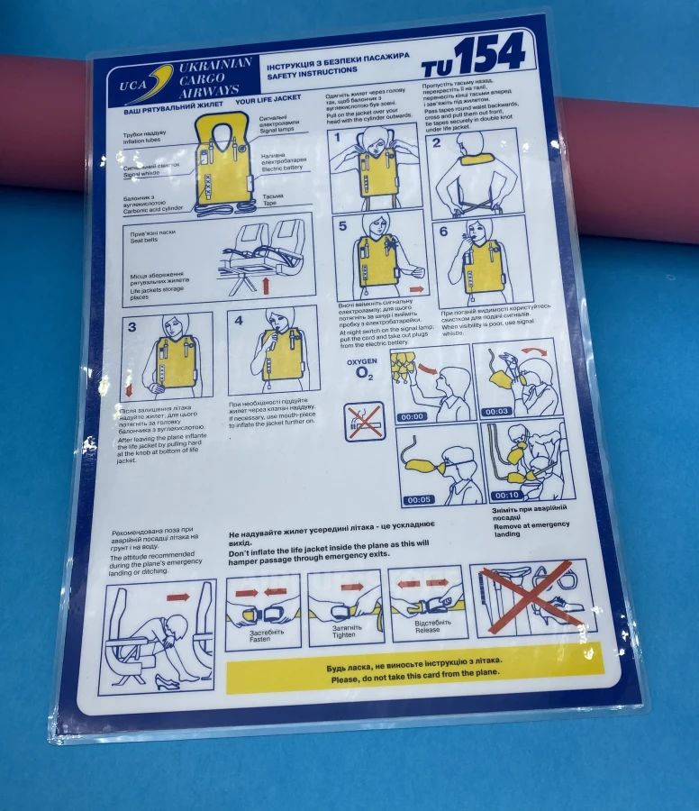 Tu-154 Safety Card