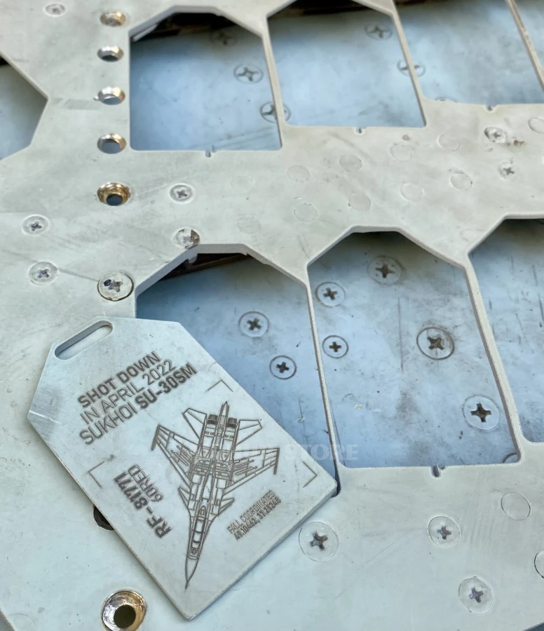 Keychain from a downed russian SU-30SM (RF-81771 60 RED)