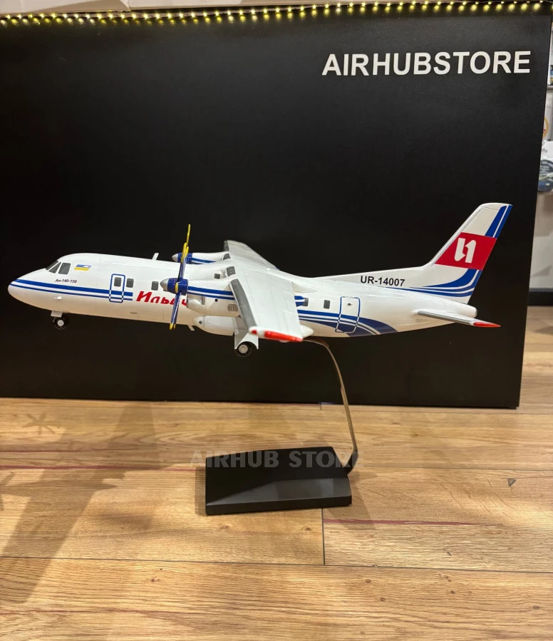 Custom Aircraft Antonov AN-140 1:48
