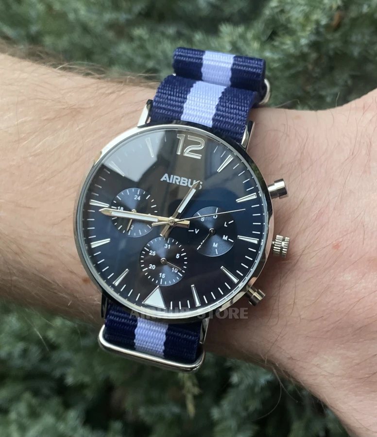 Airbus Montmartre Black Watch