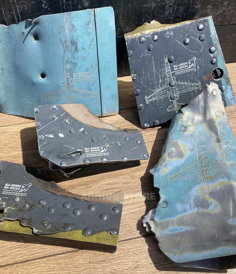 Small parts from the downed Russian Su-25SM RF-95152