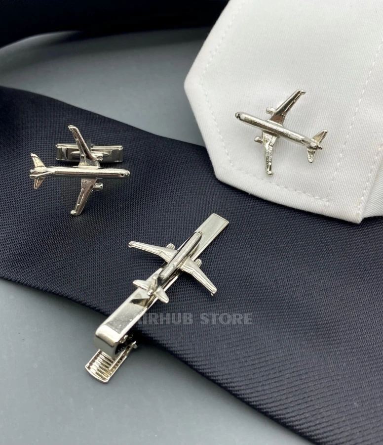 Airbus 320 Tie Clip and Cufflinks Set