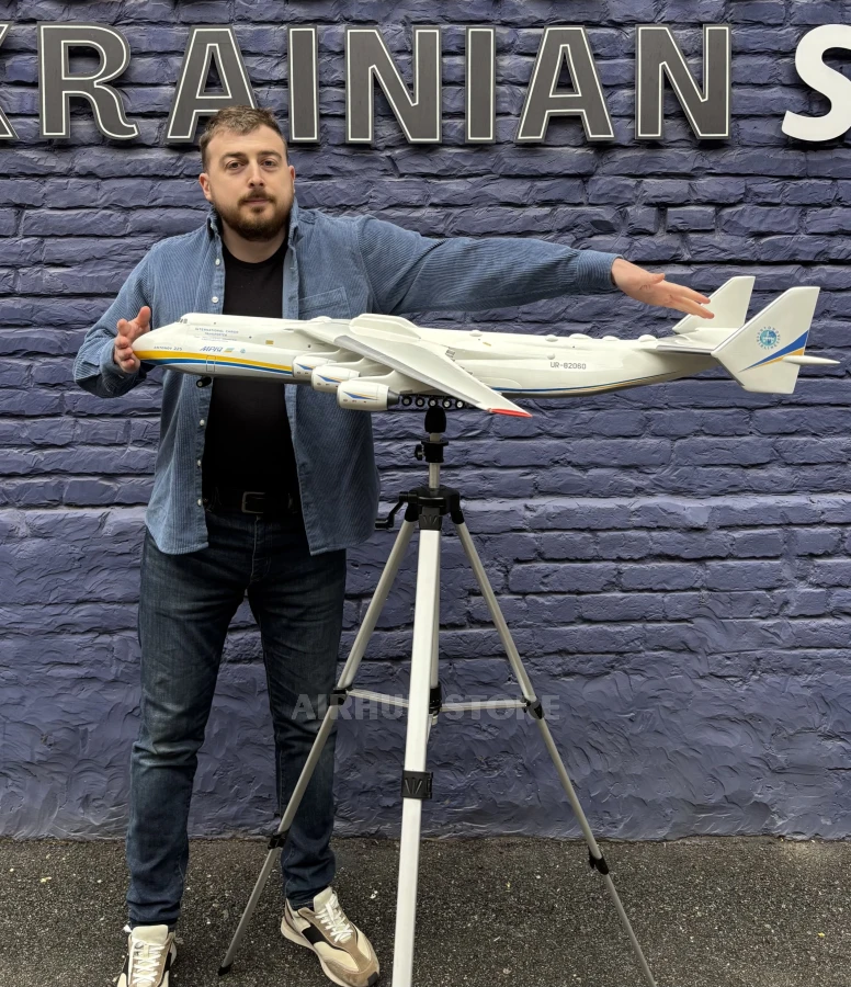 Custom Aircraft model Antonov An-225 1:72
